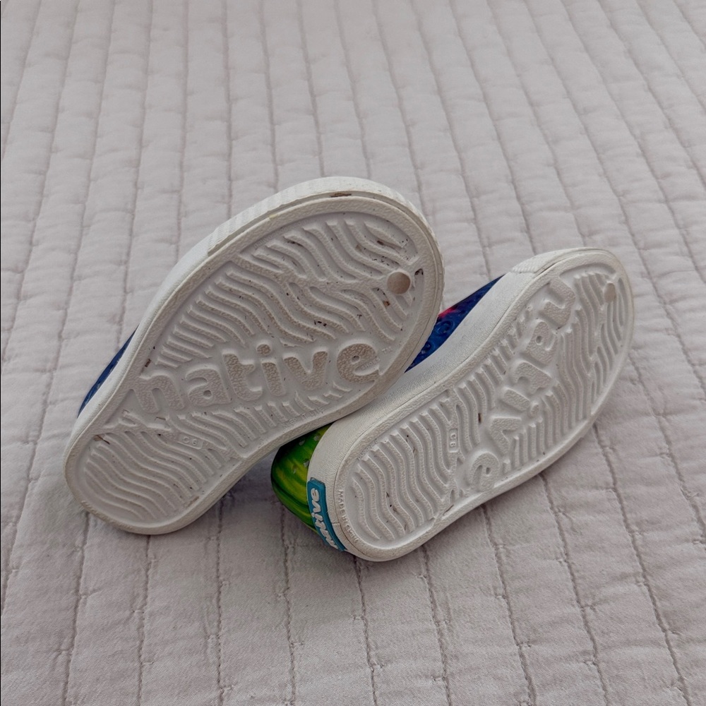 Native Kids Tie-Dye Slip-On Sneakers - Picture 3 of 3